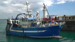 Prawn boat Vision V entering Newlyn [upl. by Attenyl361]