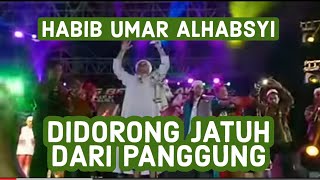 HABIB UMAR ALHABSYI DI DORONG JATUH DARI PANGGUNG [upl. by Willyt]