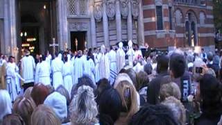 WESTMINSTER CATHEDRAL WITH SAINT THERESE OF LISIEUXS RELICS [upl. by Marder652]