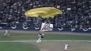 1986 WS Gm6 Fan parachutes onto infield [upl. by Caterina75]