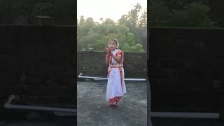 O ayere chute aye pujor gondho asecheshortdurga puja dance [upl. by Eimas766]