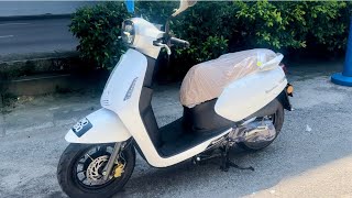 Benelli Panarea 125 2024  White Walkaround [upl. by Sherer]