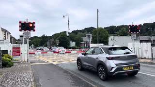 Porthmadog level crossing [upl. by Auhsej]