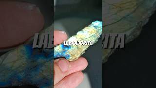 LABRADORITA Brilho metalico multicolorido minerals curiosidadescristais [upl. by Annohsak]