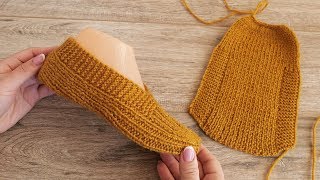 Следки спицами одним полотном «по турецки»  Easy knit slippers pattern tutorial [upl. by Aikmat]