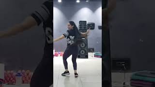 Kudi phatte chakdi song bhangra by Ashley kaur reen shorts bhangra dance punjabi bhangra fun [upl. by Addiego]