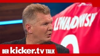 Effenberg über Lewandowski quotEr ist unantastbar in Münchenquot  kickertalk [upl. by Bauske]