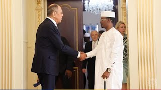 Russie  Sergueï Lavrov boucle sa tournée africaine au Tchad [upl. by Reo888]