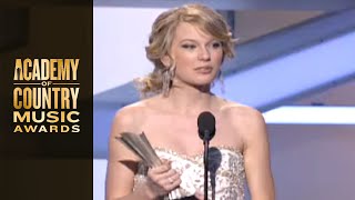 Taylor Swift Wins New Female Vocalist  ACM Awards 2008 [upl. by Danielson]