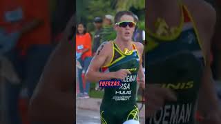 La dramática llegada de un triatleta y como su hermano se sacrifica por él shorts triathlon [upl. by Jordans256]