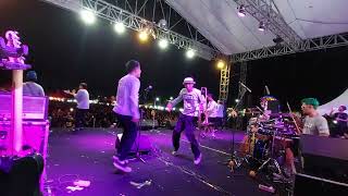 Tipe x Kamu Gak Sendirian on stage GKB [upl. by Paul]