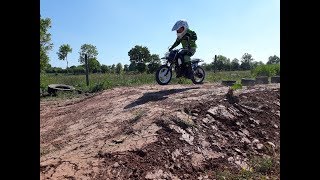 Théo 7 ans en piwi ou pw 50 sur le terrain Pit Bike de MolayLittry 14 [upl. by Kinsley]