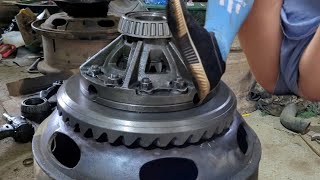 Genius girl removed and replaced pineapple shaped front axle gear for customer part 2 [upl. by Darrin]