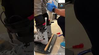 Skischuhe schäumen  Bootfitting mit Schaumverfahren [upl. by Moise]