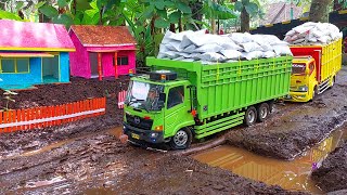 RC Truk Hino TRUK OLENG Truk Canter Truk Muat Berat Sopir Miniatur Truk RC [upl. by Indihar]