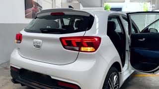 Descubre el nuevo Kia Rio HB S Pack 2023 [upl. by Remlap806]