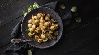 Poêlée pâtes et choux de Bruxelles au vin blanc [upl. by Zela]