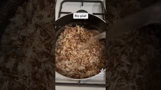 Riz pilaf recette [upl. by Mosnar]