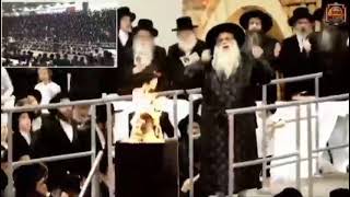 Sanz Klausenburger Rebbe Encourages The Singing Lag Baomer 5784 [upl. by Wilkison229]