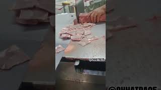 beef tenderloin slice cutting make frying\stemboot skillshorts [upl. by Ibby]