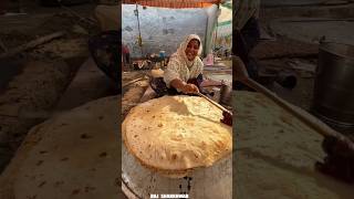 गुरुद्वारे में लंगर खाने वाले हो जाओ सतर्क😱😱 foodblog food streetfood foodie making punjabi [upl. by Henryetta558]