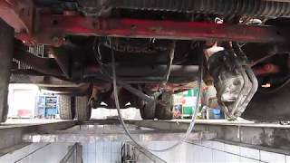 Mercedes Actros 2540  Engine oil loss [upl. by Yesdnik]