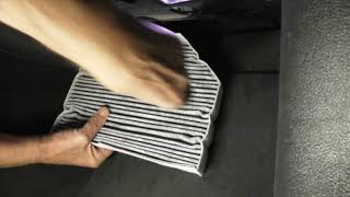 Audi A4 Pollenfilter Change pollenfilter interior filter [upl. by Ettennad]