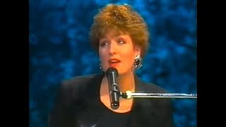 BARBARA DICKSON  THE RIGHT MOMENT LIVE  1989 GERRY RAFFERTYOLIVIA NEWTONJOHN [upl. by Mikeb413]