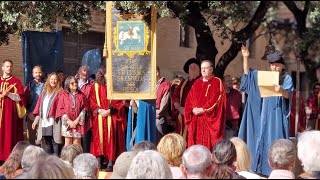 Ceremonia del sorteo tradicional de los oficios en Huesca [upl. by Phionna]