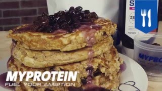 Pancakes Proteicos  Receta Myprotein [upl. by Anawat]