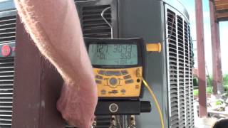 How to recharge the AC with a TXV [upl. by Honeyman148]