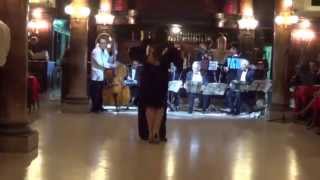 Carlos Estigarribia amp Laura Sastria Con Los Reyes del Tango quotDerecho Viejoquot 160515 [upl. by Enelehs]