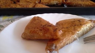 Baklava trouglići  recept sa gotovim korama [upl. by Yevad]