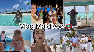 Pushimet ne Maldives 🇲🇻Cfare ndodh me peshkaqenet 🦈Na vodhen valixhet 🙄VlogDezi Lami [upl. by Vanthe]