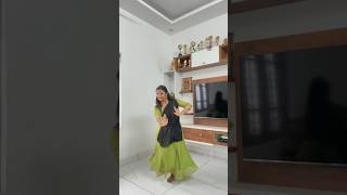 Kana kangiren 💚💚💚 kanakangiren dance semiclassical tamil [upl. by Yekcaj]