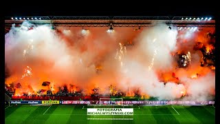 Legia Warszawa 32 Cracovia Kraków  oprawa Legii [upl. by Cayla39]