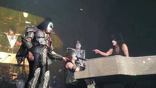 Multicam KISS Beth Live in the Ziggo Dome Amsterdam 2019 End of the Road Tour [upl. by Irby882]