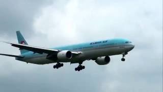 Korean 777  Terrible landing [upl. by Pamella902]