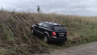 KIA Sorento Off road climbing [upl. by Sabu]