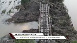 Trilhos são destruídos pela enchente em Cachoeira do Sul [upl. by Edlitam776]