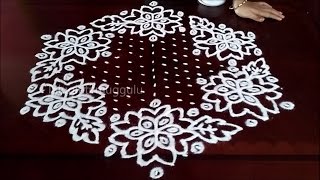 Easy flowers kolam designs with 2111 middle  chukkala muggulu with dots rangoli design [upl. by Graaf]