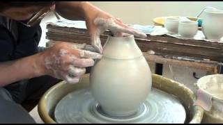 93 Throwing a Closed Porcelain Vase  Bottle with HsinChuen Lin [upl. by Eelymmij957]