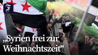 Berlin Tausende feiern Sturz Assads [upl. by Aseiram48]