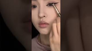 Eye lgane ka trikaEye liner tutorial for beginnerseye liner tutorial [upl. by Adla]