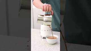 Make Hot Chocolates in the Smeg  Knoops [upl. by Anagrom]