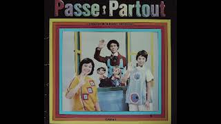 PassePartout  Les Chansons Volume 1  15  À Trois on a 1980 [upl. by Spada464]