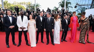 Le Festival de Cannes souvre avec Volodymyr Zelensky qui convoque lesprit de Chaplin [upl. by Brena]