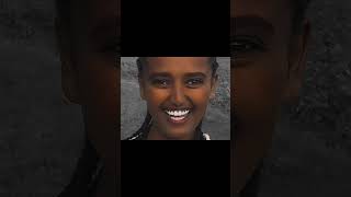 ቸኮሌቷ [upl. by Eenafit]