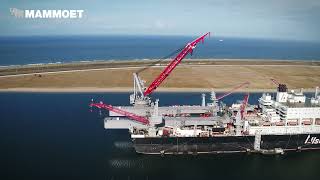 Watch the Pioneering Spirit 5500t beams installation [upl. by Tnairb298]