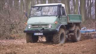 Unimog 406 mit Grubber [upl. by Drawyeh]